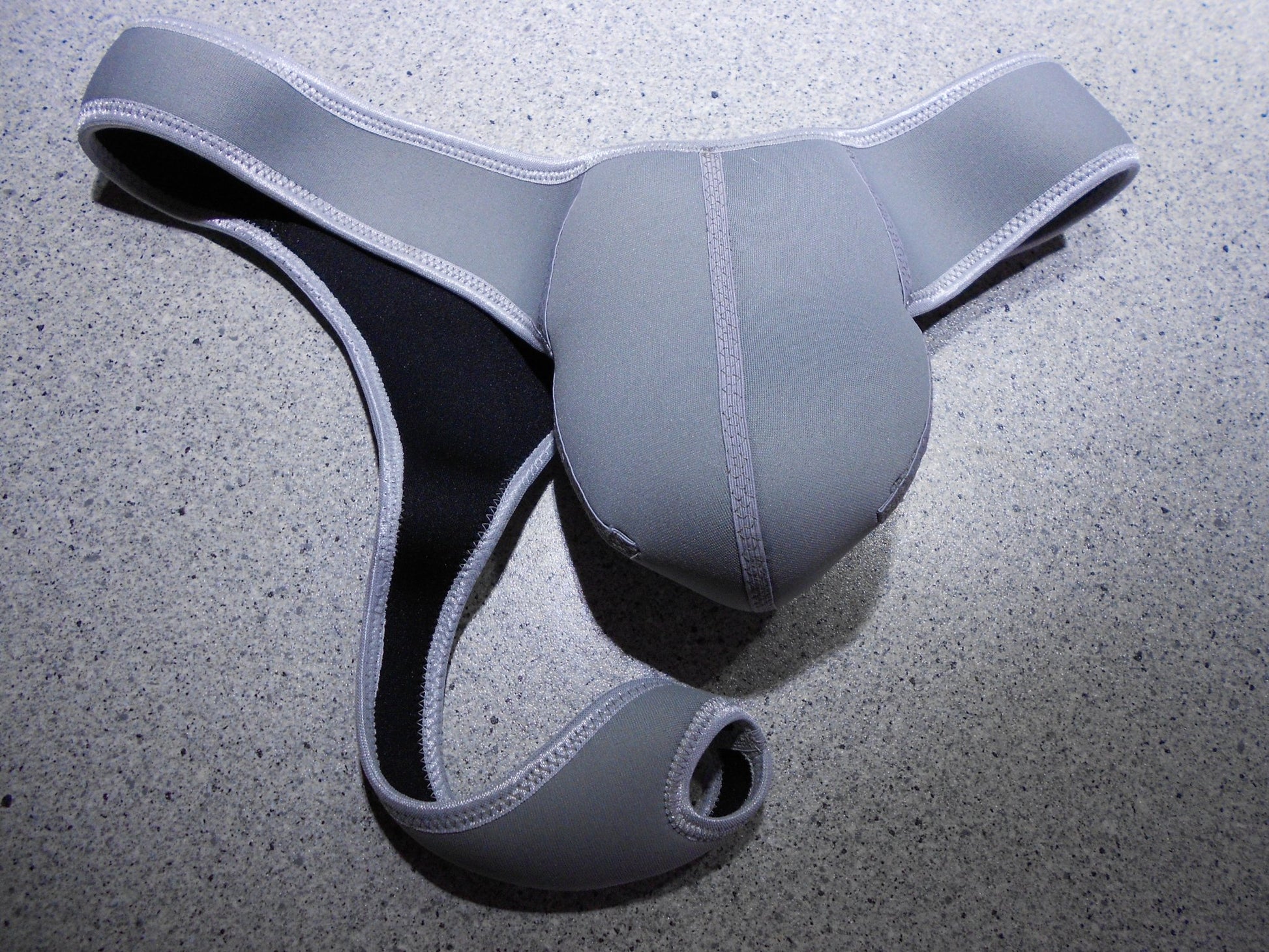 Lasso - G - String 3mm Neopren Grau sexy kinky Harness Gay Toy - SEXSENSE