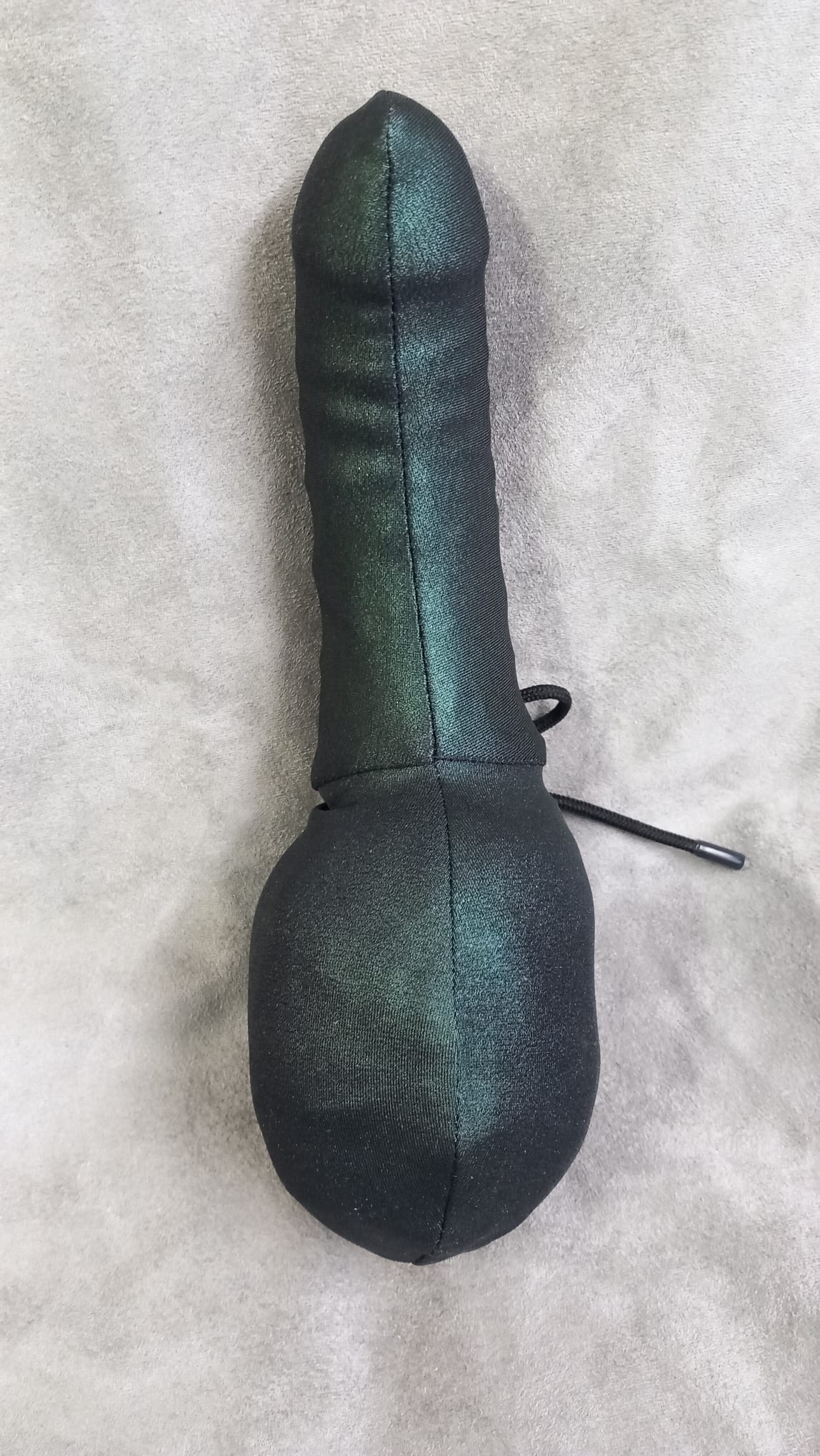 Penissocke Lümmeltüte Juwelensäckchen Dunkelgrün mit Metallic Willy - Pyjama Lollybag - SEXSENSE