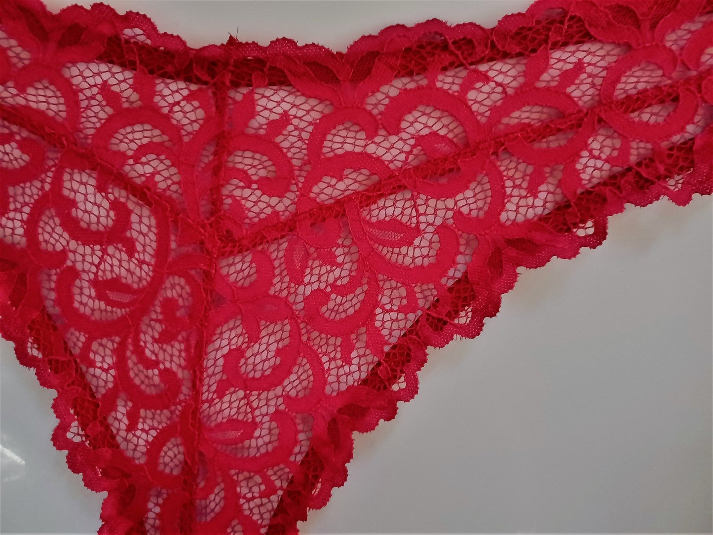 Tanga in himbeerrot Gr 44 - 46 elastische französische Spitze mit Baumwollzwickel Unikat - SEXSENSE