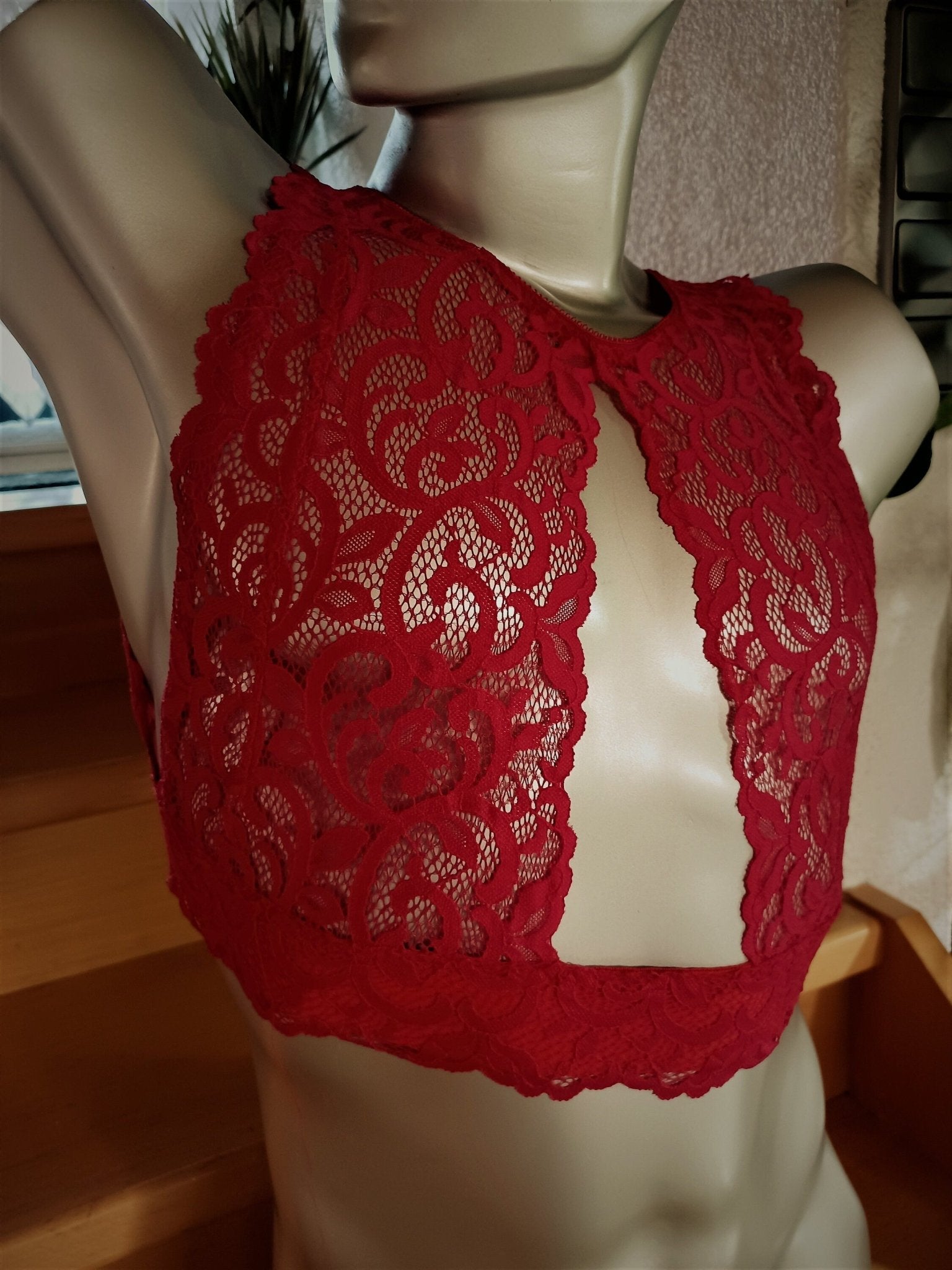 Herren Bustier BH Designerwäsche Sissy elastische Spitze himbeerrot Top Shirt - SEXSENSE