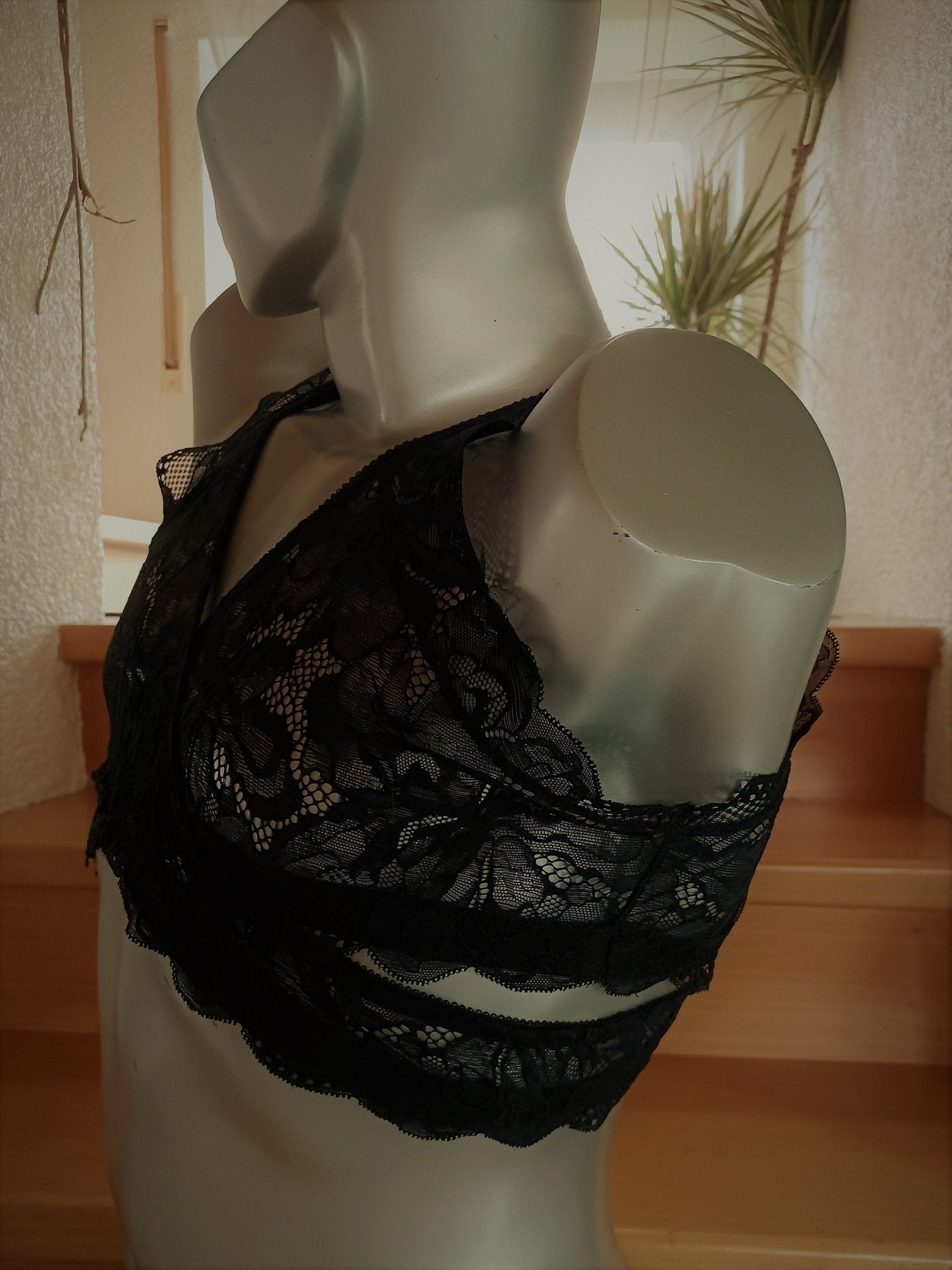 Bustier BH 2 - teiliges Top - Shirt Sissy en femme aus elastische schwarzer Spitze - SEXSENSE