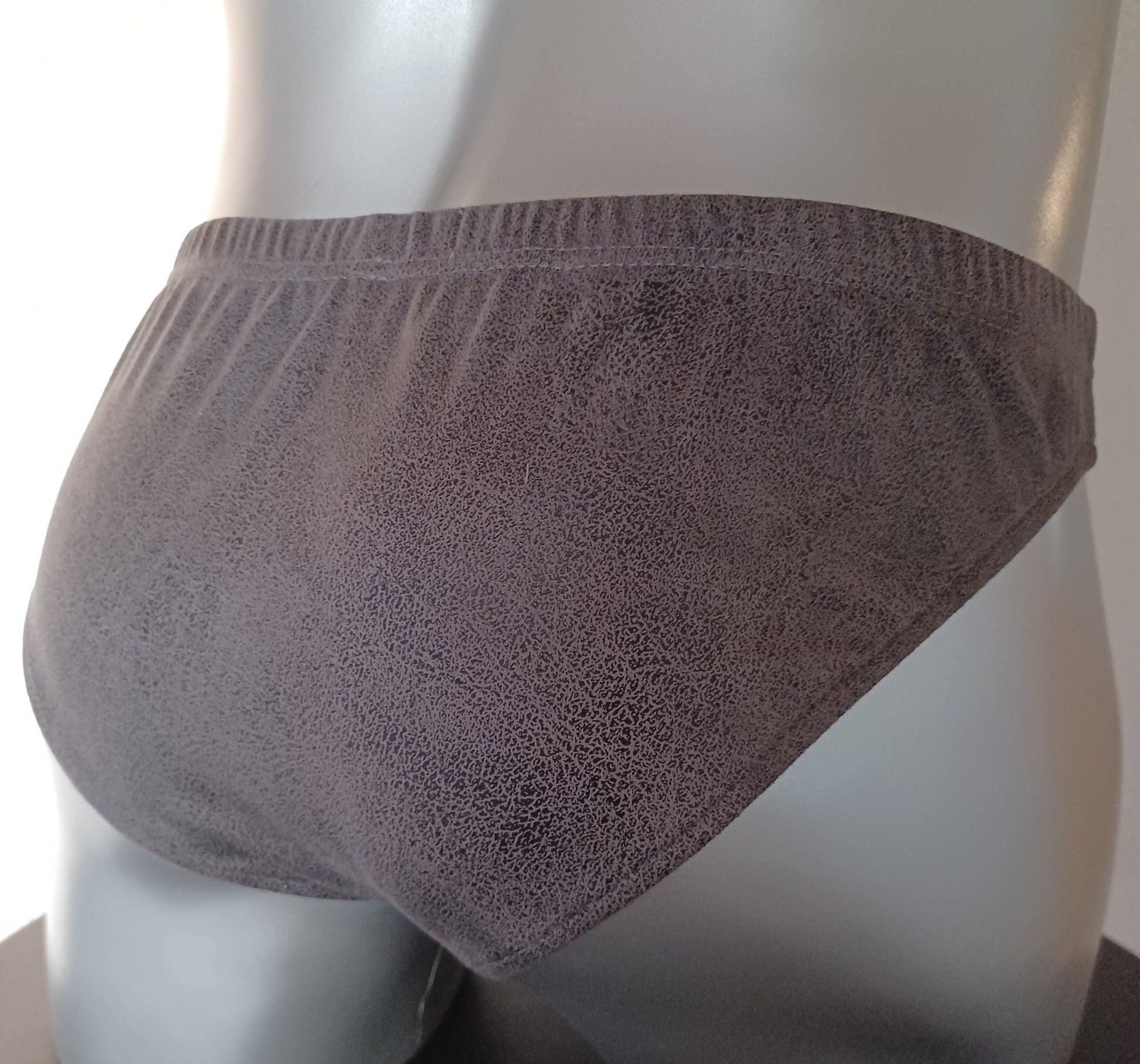Badehose Wildleder Imitat Slip Suede elastisch Grau Antik - Optik - SEXSENSE