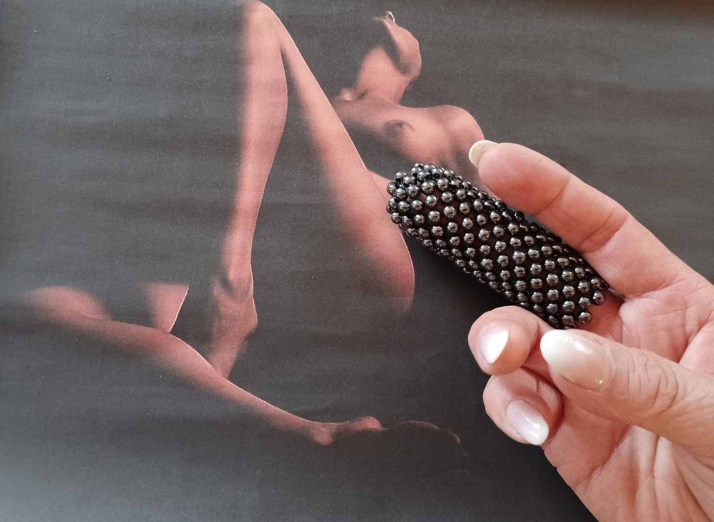 Schwarzer Hämatit - Perlen - Finger – Erotisches Massagegerät & Vaginalstimulator für genussvolle Stunden - SEXSENSE
