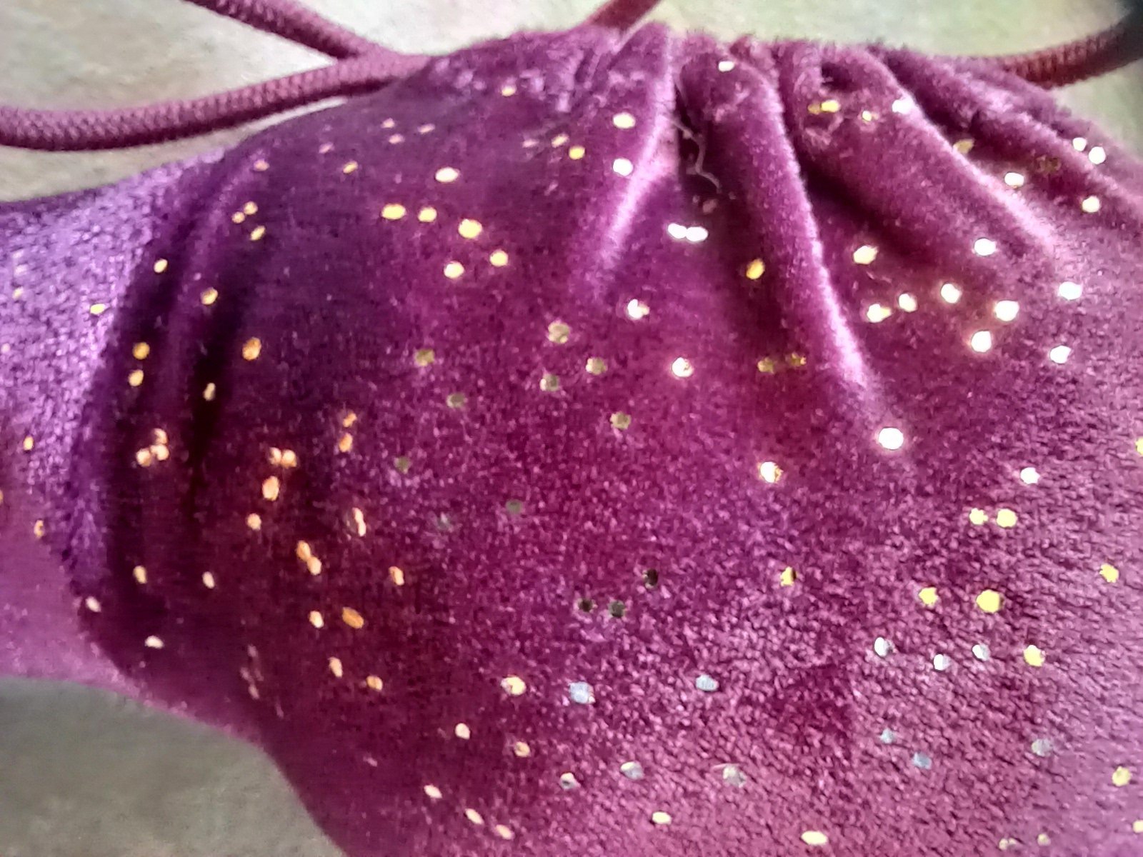 Penissocke Lümmeltüte Juwelensäckchen lila Samt mit Goldglimmer Sleeve elastische Lycra - SEXSENSE